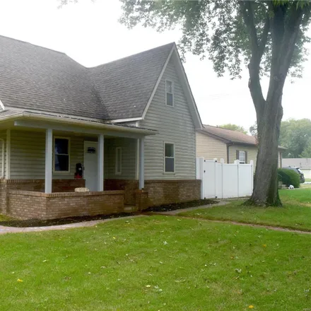 Buy this 3 bed house on 303 North Lincoln Avenue in O'Fallon, IL 62269