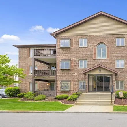 Buy this 2 bed condo on unnamed road in Tinley Park, IL 60483
