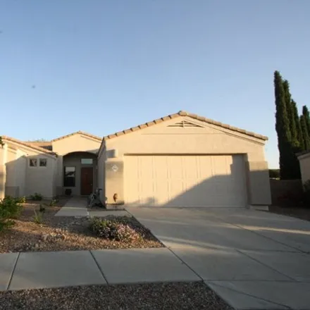 Rent this 4 bed house on 11866 North Crescendo Drive in Oro Valley, AZ 85737
