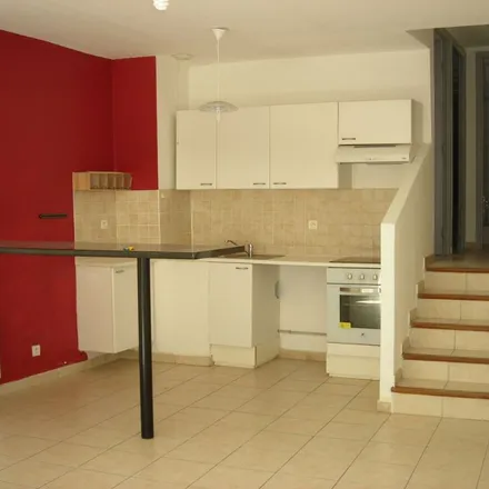 Rent this 2 bed apartment on Le Calvaire in 13410 Lambesc, France