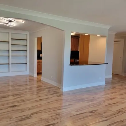 Image 6 - unnamed road, Arlington Heights, IL, USA - Condo for rent