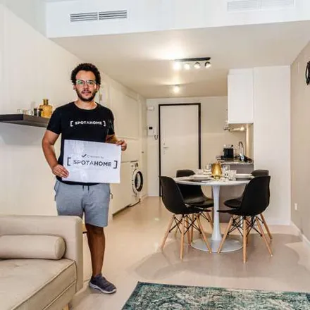 Rent this 1 bed apartment on Centro Privado de Enseñanza Santísima Trinidad in Carrer d'Oriola, 46009 Valencia