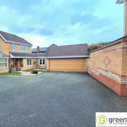 Rent this 4 bed house on 40 Wyndley Close in Sutton Coldfield, B74 4JD