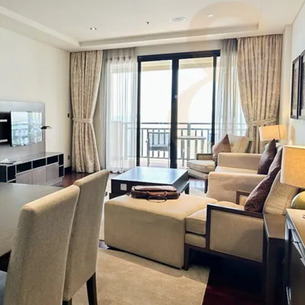 Image 6 - Shoreline Street, Palm Jumeirah, Dubai, United Arab Emirates - Apartment for sale