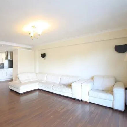 Rent this 2 bed room on 5 Wheatlands in London, TW5 0SJ