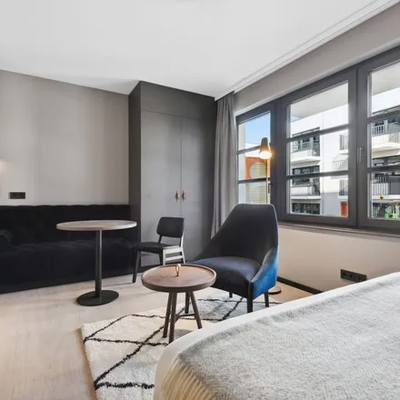 Rent this 2 bed apartment on Berliner Wasserbetriebe Aus- und Weiterbildungszentrum in Fischerstraße, 10317 Berlin
