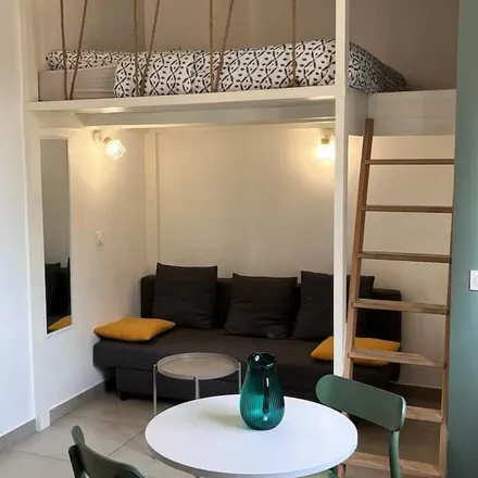 Rent this 1 bed apartment on 69200 Vénissieux