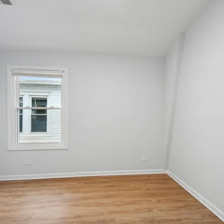 Image 7 - 5940 West Eastwood Avenue, Chicago, IL 60630, USA - Apartment for rent