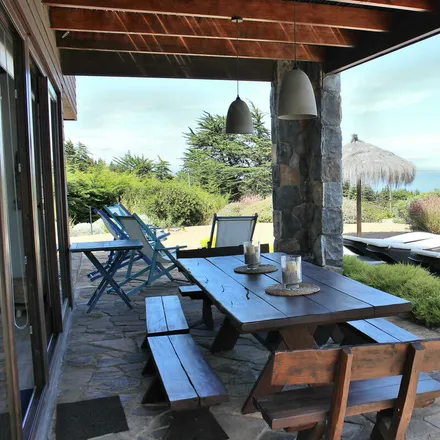 Buy this 5 bed house on 28 de Marzo in Cachagua, Chile