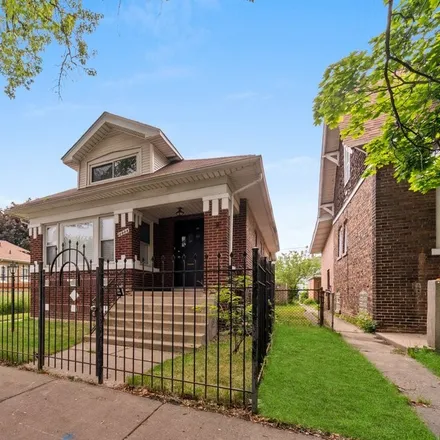 Image 4 - 12008 South Perry Avenue, Chicago, IL 60628, USA - House for sale