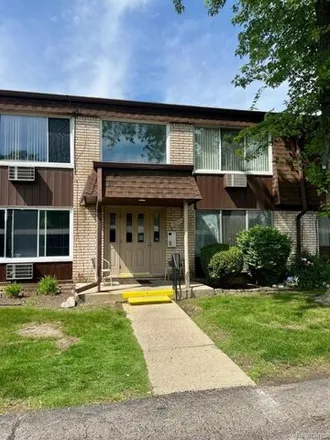 Buy this 2 bed condo on Castle Gardens Apartment in Roseville, MI 48066