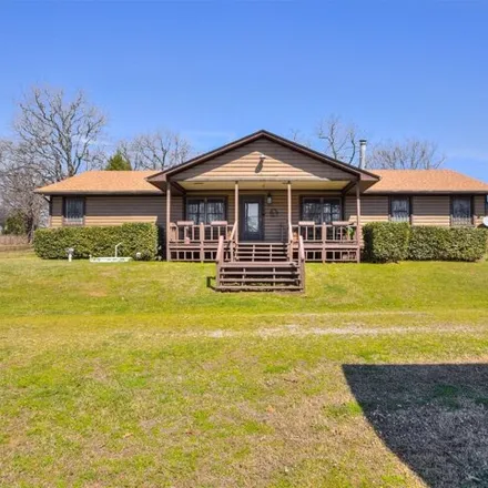 Buy this 4 bed house on 709 Sequoyah Drive in Eufaula, McIntosh County