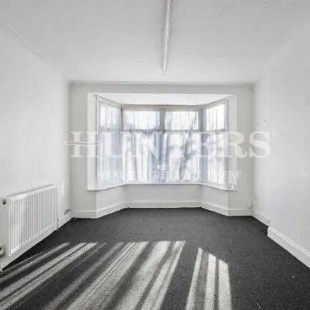 Buy this 3 bed duplex on Pennine Drive in London, NW2 1NG