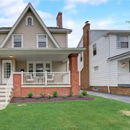Buy this 4 bed house on 3531 Northcliffe Road in Cleveland Heights, OH 44118