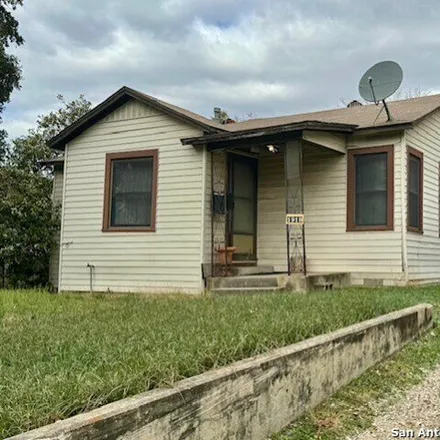 Buy this 2 bed house on Grace Baptist Church in 1914 Steves Avenue, San Antonio