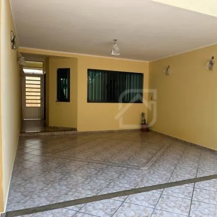 Rent this 3 bed house on Courotec Recaro in Avenida Gilda, Vila Gilda