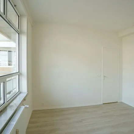 Rent this 2 bed apartment on Albert Heijn in Groenendaal 49-55, 3011 SN Rotterdam