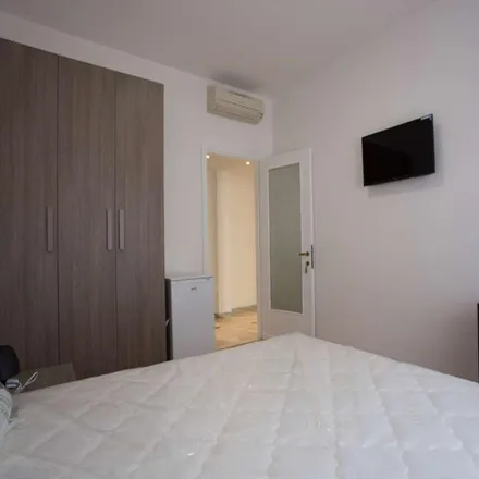 Rent this 4 bed room on Via Rodolfo Farneti 2 in 20131 Milan MI, Italy
