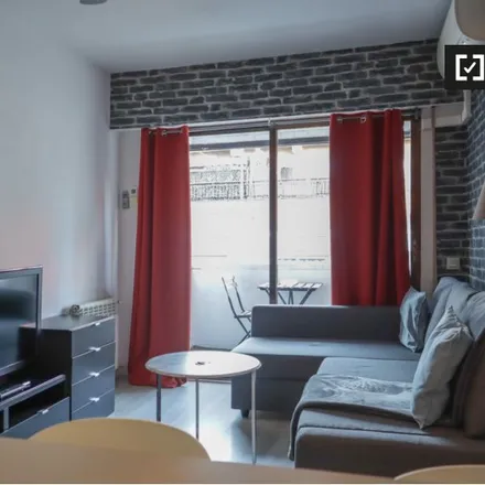 Rent this 1 bed apartment on Basic-Fit in Calle de Sor Ángela de la Cruz, 24