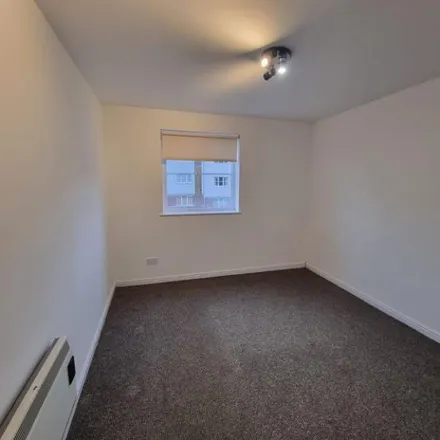 Image 2 - Eversley Street, Glasgow, G32 8HG, United Kingdom - Apartment for rent