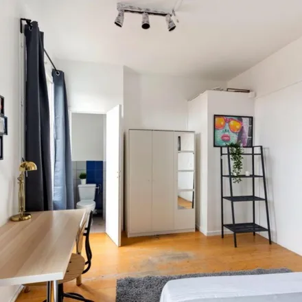 Rent this 11 bed apartment on 90 Rue Victor Hugo in 94200 Ivry-sur-Seine, France