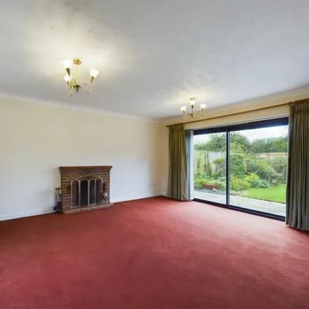 Image 3 - City Road, West Berkshire, RG31 5SD, United Kingdom - House for sale