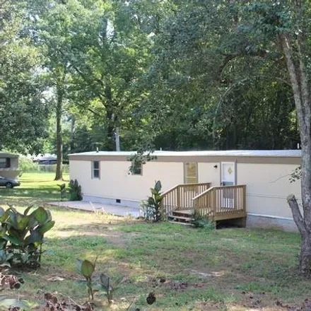 Buy this 3 bed house on 2201 Kenwood Lane in Whitfield County, GA 30720