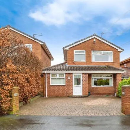 Buy this 3 bed house on Redwood in Chadderton, OL9 9TG