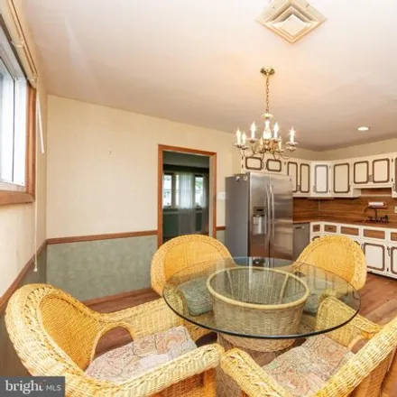 Image 6 - 115 Eaton Place, Osage, Voorhees Township, NJ 08043, USA - House for sale