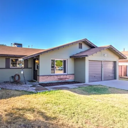 Rent this 4 bed house on 399 East Riviera Drive in Tempe, AZ 85282