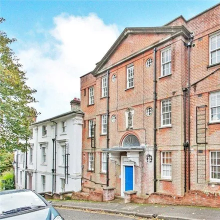Rent this 2 bed apartment on Clifton Road in Winchester, SO22 5BQ