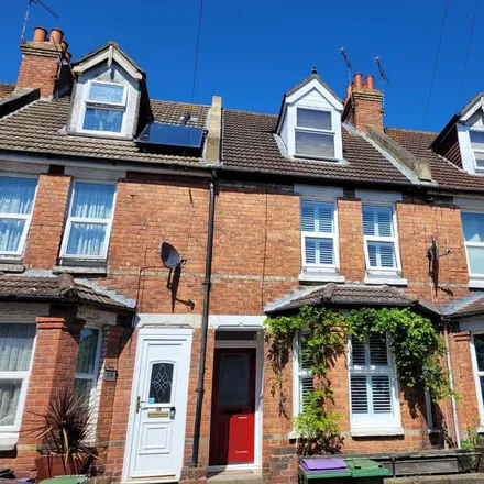 Rent this 3 bed townhouse on Ethelbert Road in Folkestone, CT19 6EX