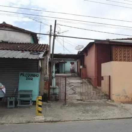 Buy this 6 bed house on Rua Bento Martins Cruz in Vila Pasti, Louveira - SP