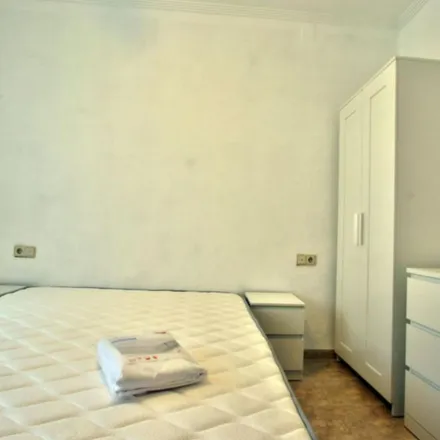 Image 3 - Carrer de Yecla, 46021 Valencia, Spain - Room for rent