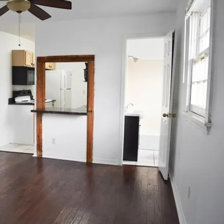 Image 2 - 931 Kerlerec Street, Faubourg Marigny, New Orleans, LA 70116, USA - House for rent