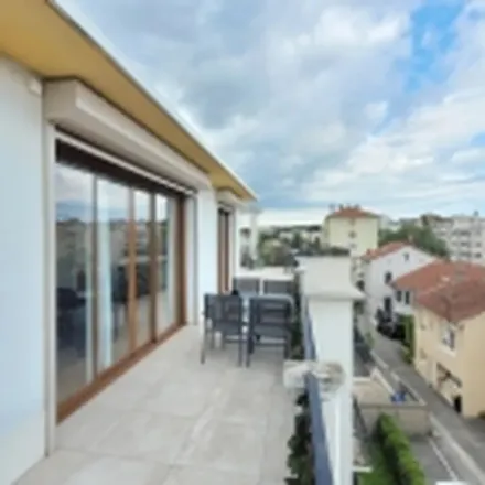 Rent this 3 bed apartment on 1 Place de la Liberté in 26000 Valence, France