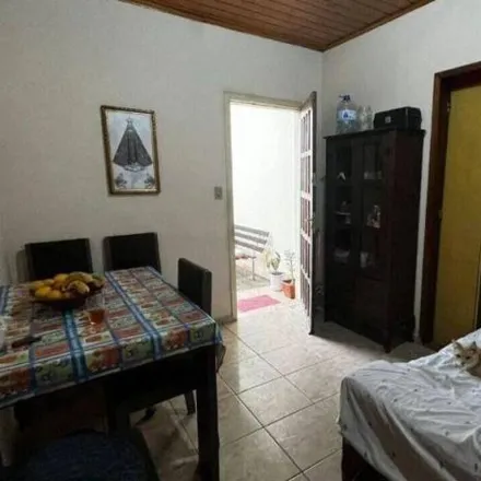 Buy this 5 bed house on Rua Antônio Pavelski 326 in Augusta, Curitiba - PR