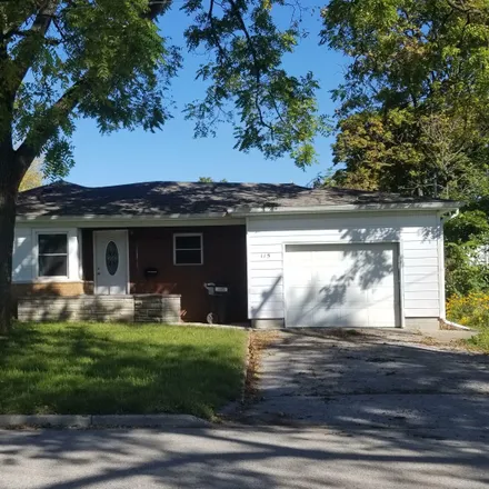 Buy this 3 bed house on 115 East Maple Street in Fremont, Newaygo County