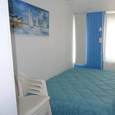 Rent this 2 bed townhouse on 85100 Les Sables-d'Olonne