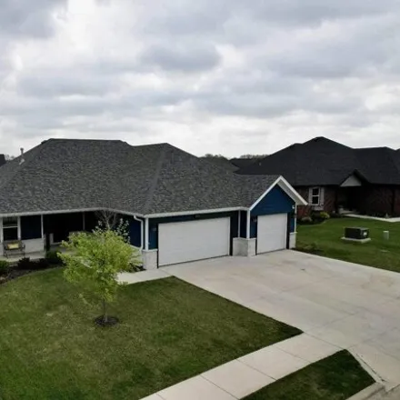Buy this 3 bed house on Siena Avenue in Ozark, MO 65721