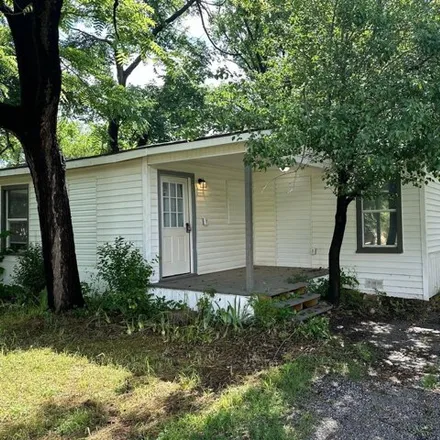 Buy this 3 bed house on 149 West Adkins Street in Seagoville, TX 75159