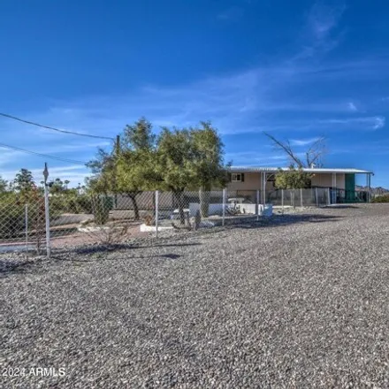 Buy this studio apartment on 140 North Royal Palm Road in Apache Junction, AZ 85119