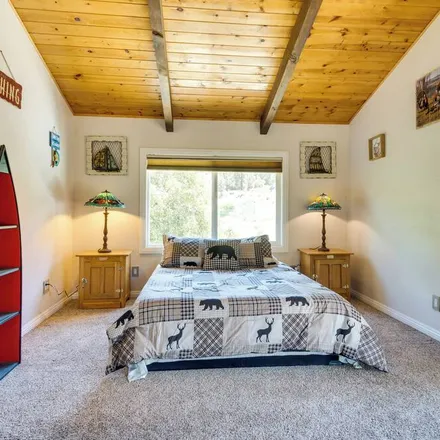 Rent this 3 bed house on Pine Mountain Club in CA, 93222