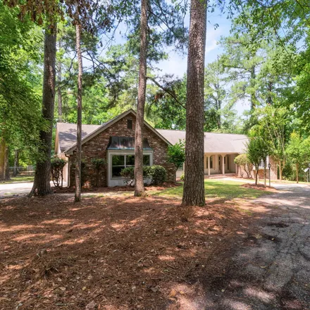 Image 2 - 1022 Beverly Hills Road, Hattiesburg, MS 39401, USA - House for sale