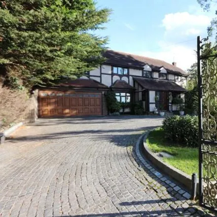 Image 1 - Forest Lane, Chigwell, IG7 5AE, United Kingdom - House for sale