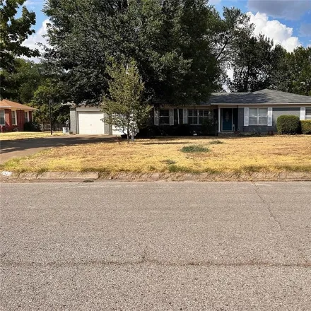 Buy this 3 bed house on 206 Davidson Drive in Terrell, TX 75160