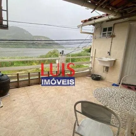 Rent this 2 bed house on unnamed road in Piratininga, Niterói - RJ