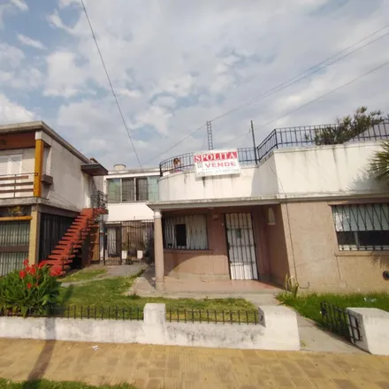 Buy this 2 bed apartment on Diagonal 170 - Concejal Centenario Calcagno 3602 in Villa Godoy Cruz, B1655 MSS José León Suárez