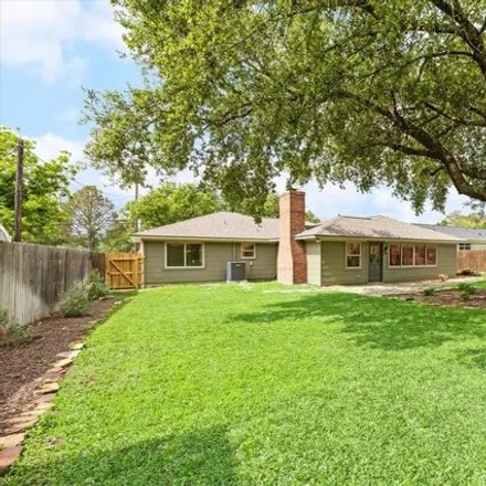 Image 2 - 238 East Obryant Street, Bellville, TX 77418, USA - House for sale