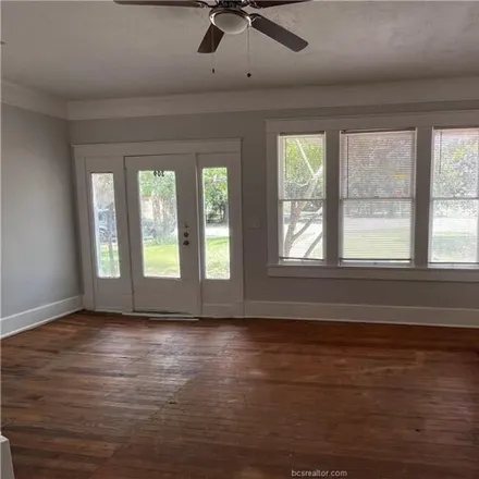 Image 3 - 1021 East 23rd Street, Bryan, TX 77803, USA - House for rent
